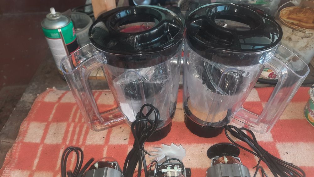 Блендрга моторла 4 дона. 3 дона колбаси. Хаммаси янги комплект.