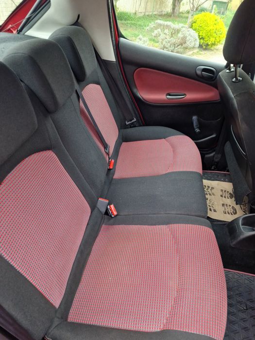 Mașină Peugeot 206 an 2003 motor 1.4 l  UNIC PROPRIETAR
