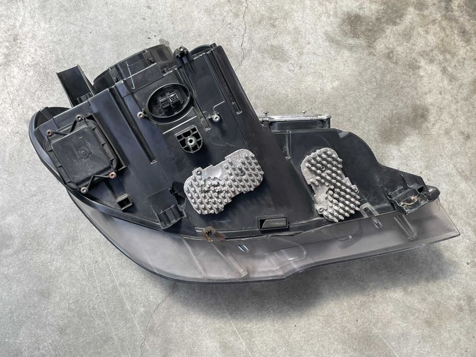 Far stanga bixenon adaptiv Bmw X5 E70 LCI cod 7240791