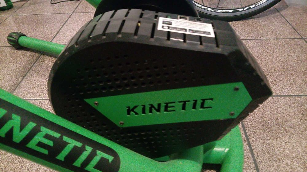 Trainer Kinetic Rock And Roll Smart Control