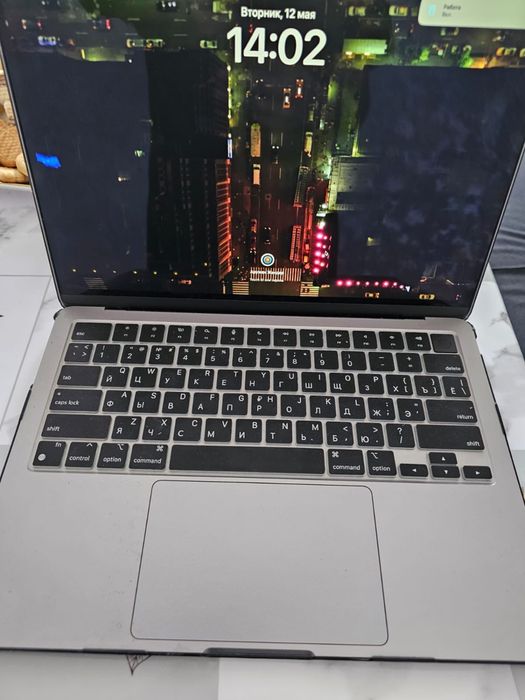 Продается Macbook Air, 8гб, 13,6 дюйм 2022 года