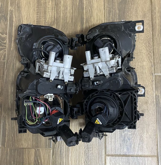 Комплект фарове с лупи и ксенон за BMW E46 Компакт