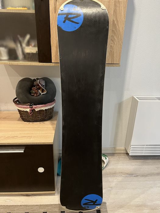 Сноуборд Rossignol Alias 140см + автомати Rossignol Reflet S