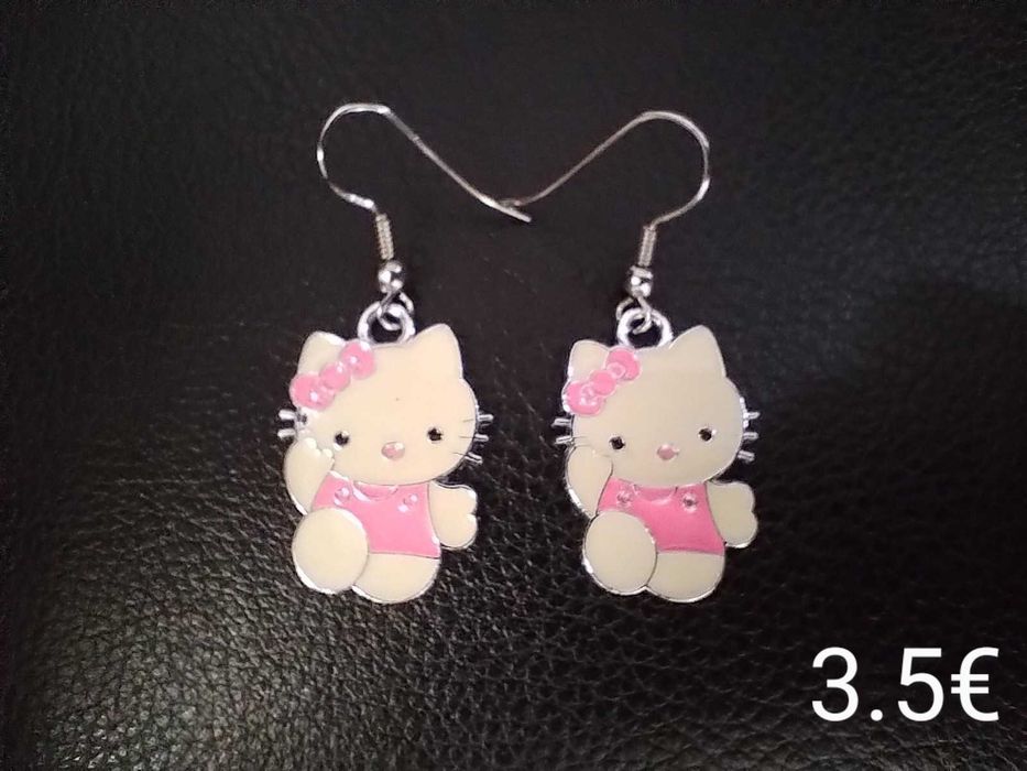 Ръчно изработени обици с кауза