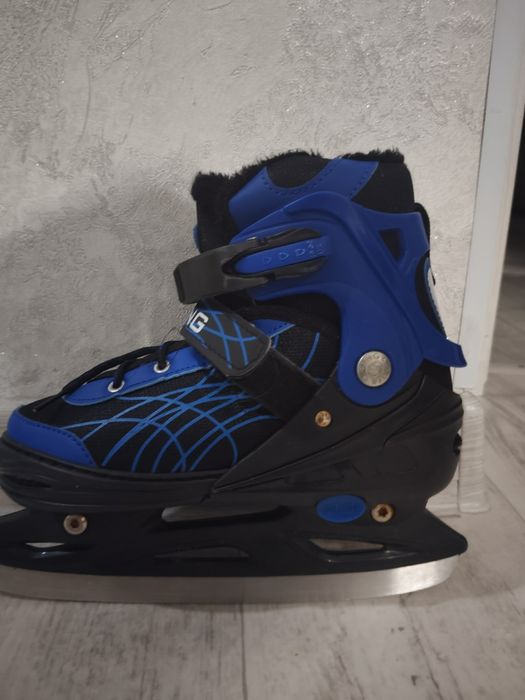 Продам коньки детские