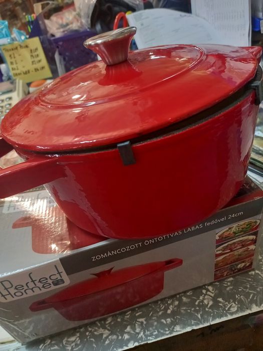 Cratiță fontă emailată 4L 24 cm Promo 219 lei