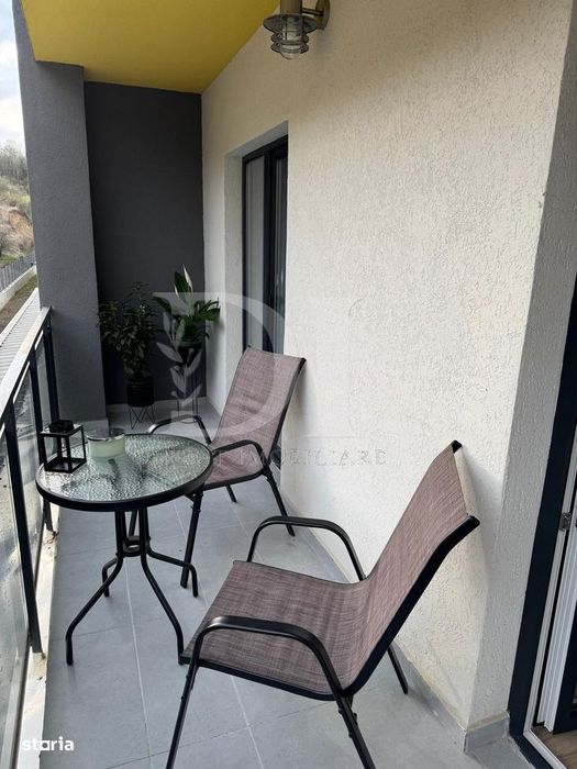 Apartament ultramodern / etaj  intermediar / Zona Eroilor