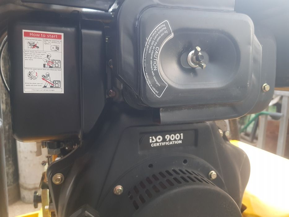 talpa compactoare vibratoare placa vibranta mai compactor diesel 200 k