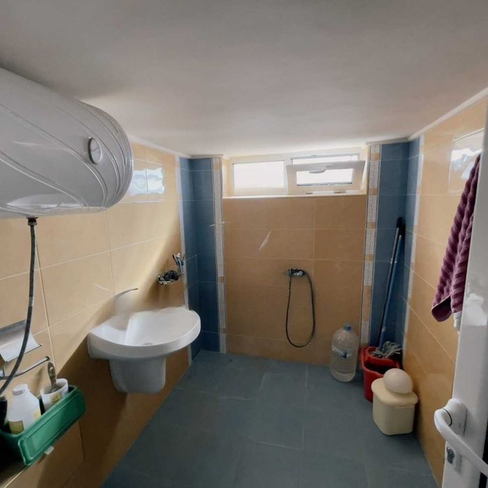 Къща с ФУРНА в село Марково