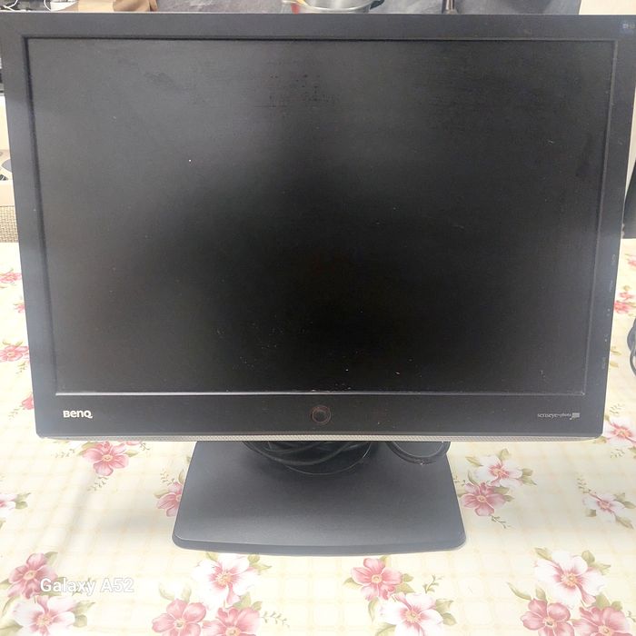 Продам монитор .