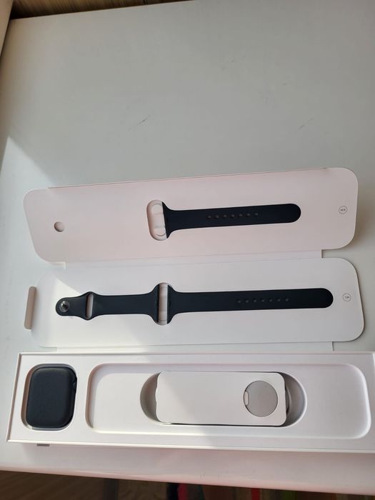 Смарт-часы Apple Watch Series 7 45mm