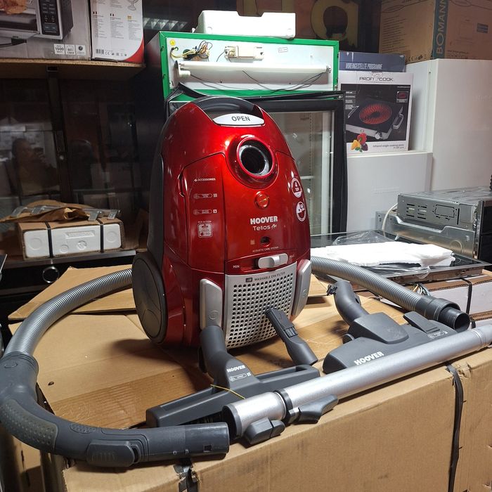 Прахосмукачка с торба Hoover внос от Германия