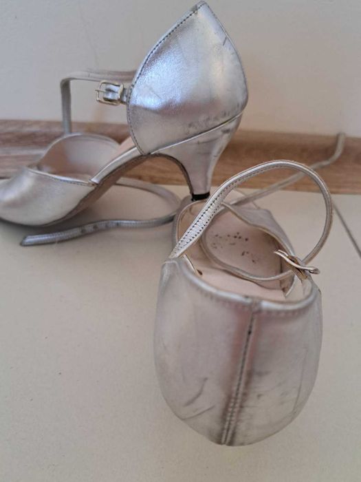 Обувки за спортни/латино/ танци