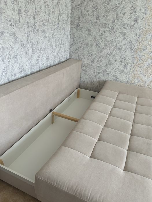 Продам диван бу .