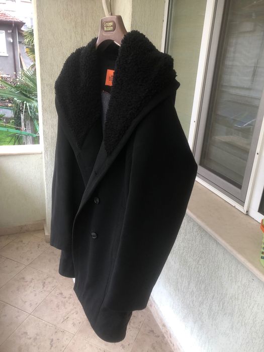 Мъжко палто с качулка