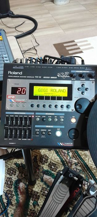 Vând procesor tobe electronice Roland TD 12