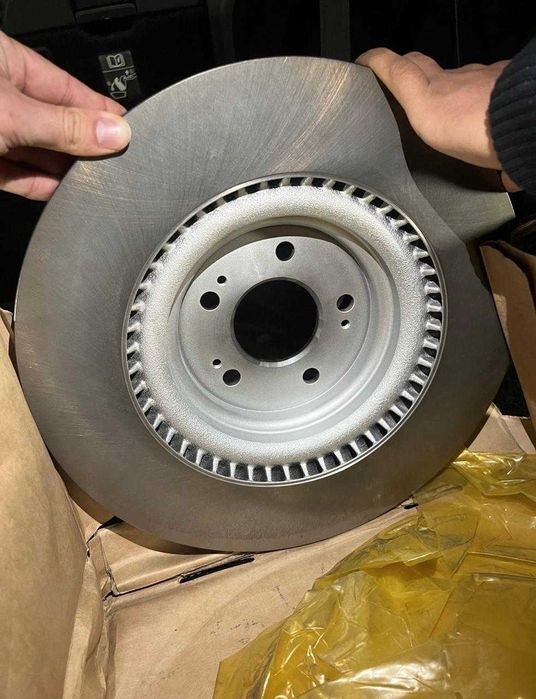 Передние тормозные диски Genesis GV80 оригинал