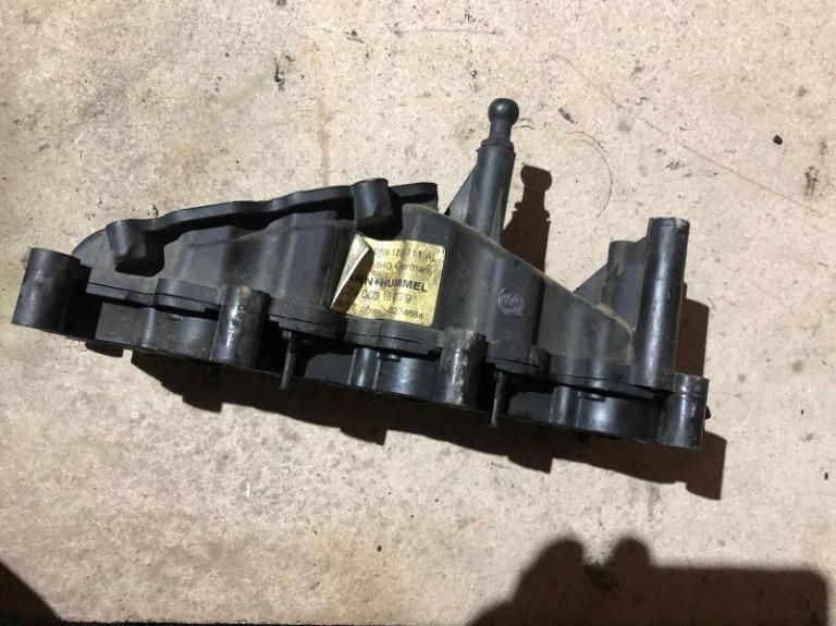 Galerie admisie cu motoras Audi A6 4F2, C6 059129711al 2.7 tdi 3.0 tdi
