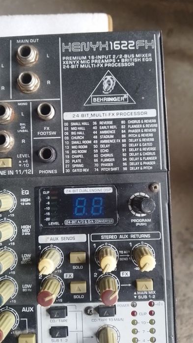 Микшерный пульт behringer henyx 1622fx