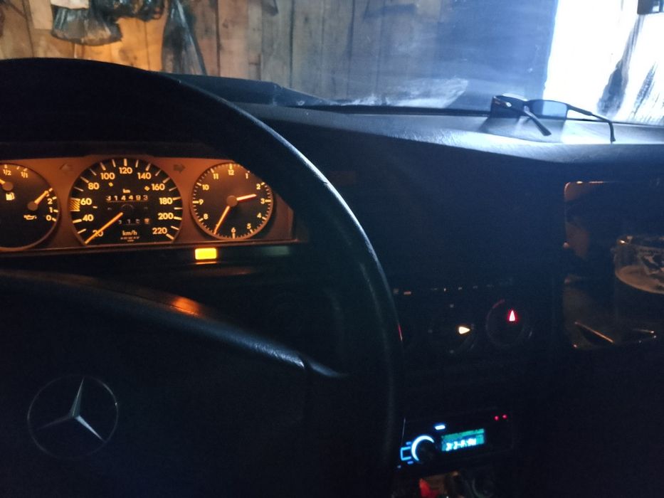 Мерседес Бенс 190