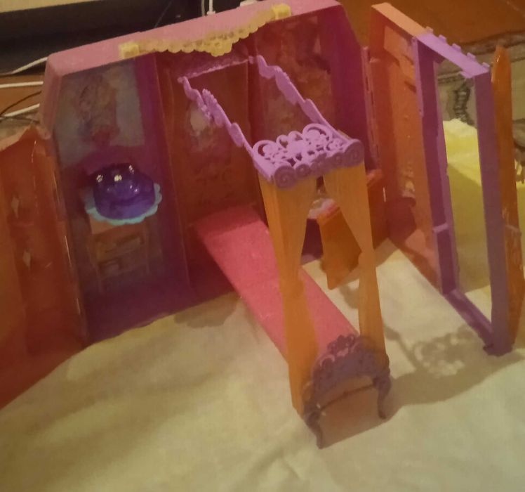 Шкафчики для Барби