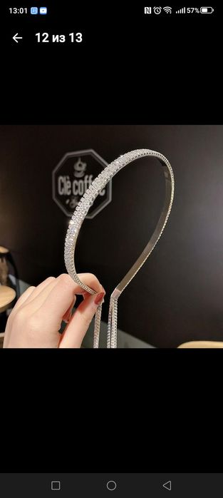 Ободок для волос со стразами