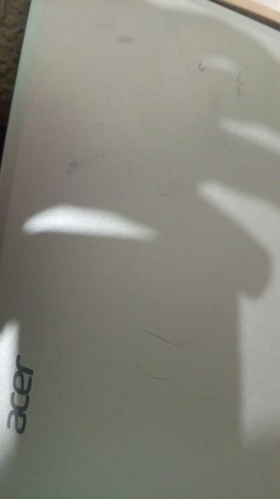 Продам ноутбук  8гб оперативки