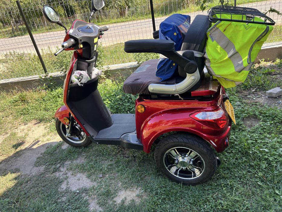 Triciclu electric NOU