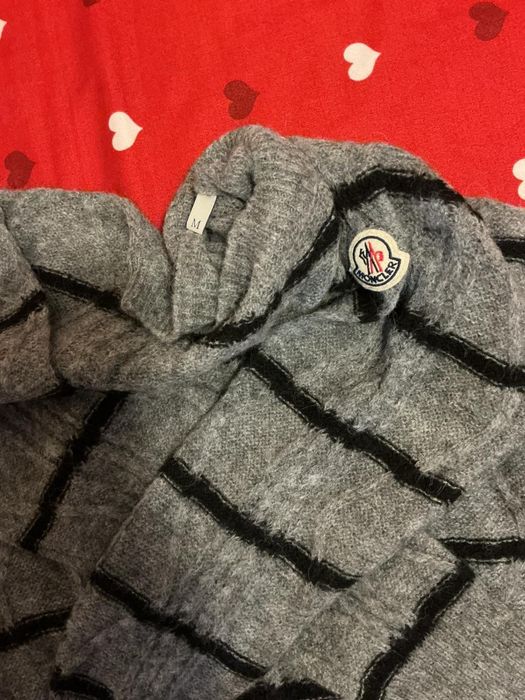 Bluza dama moncler în dungi pe lângă gat de mărimea M