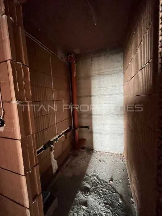 Продава се Тристаен апартамент в Пловдив, Остромила - 209 кв.м за 664 €/кв.м - Снимка #6