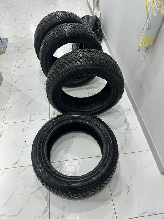 Шипы зимние 215 55 R17