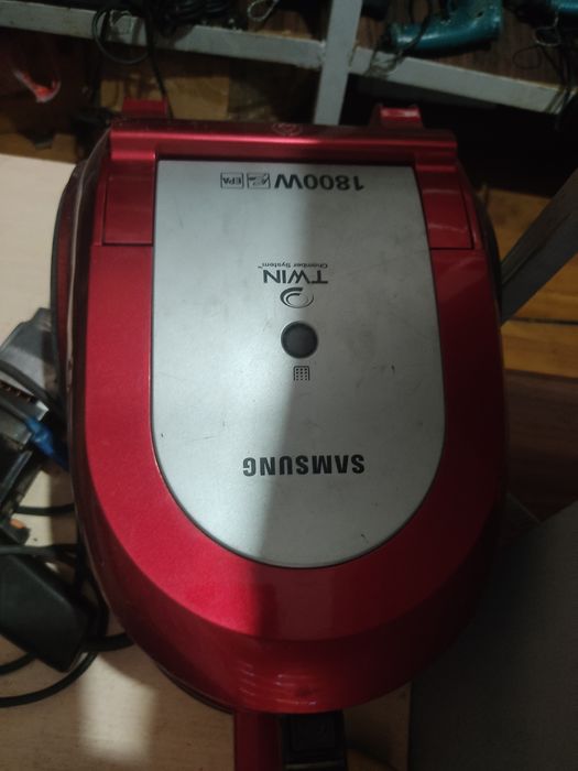 Пылесосы в отличном состоянии