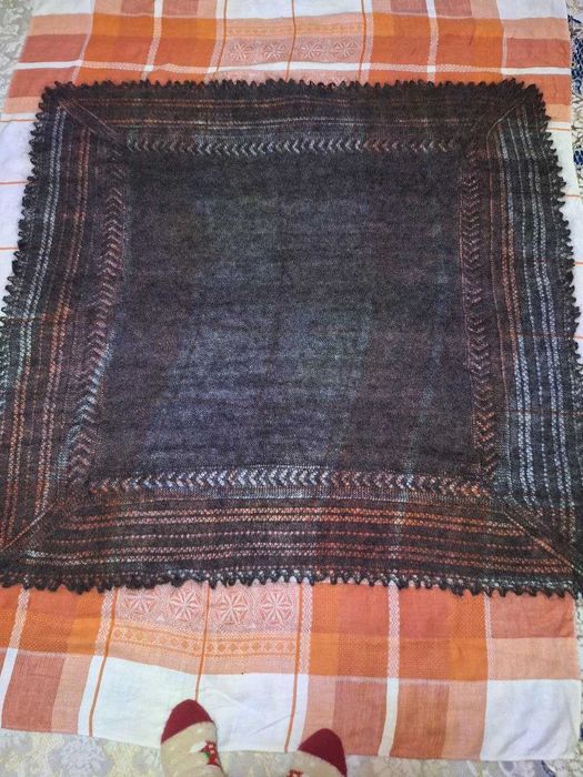 Оренбургский платок 140×140 см — ручная работа, связан в Ташкенте