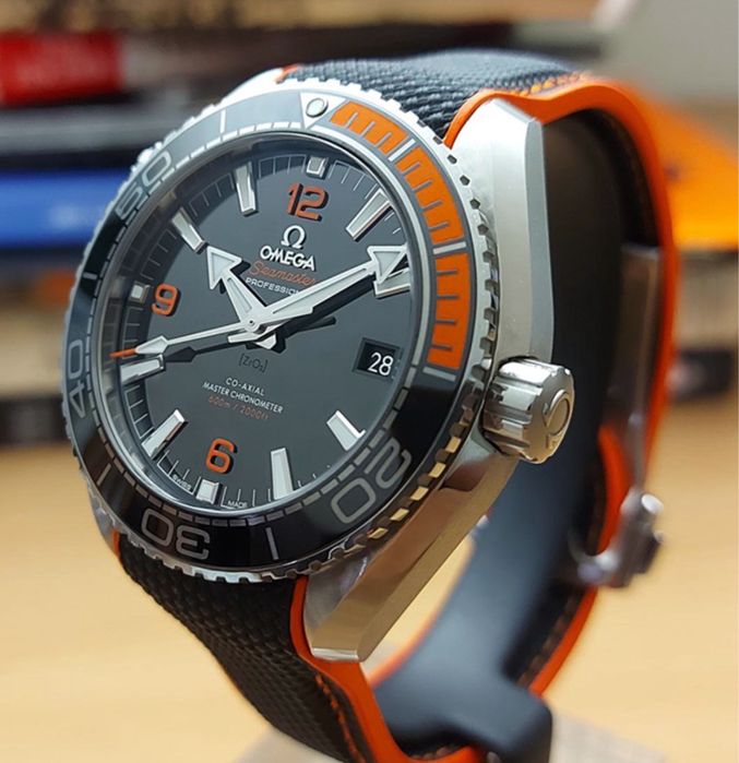 Omega Planet Ocean 600m