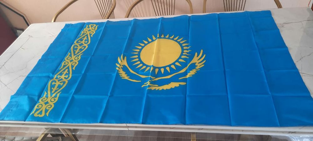 Флаг Казахстана.