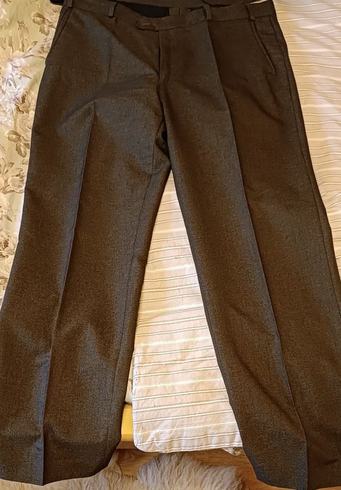 Чисто нов костюм