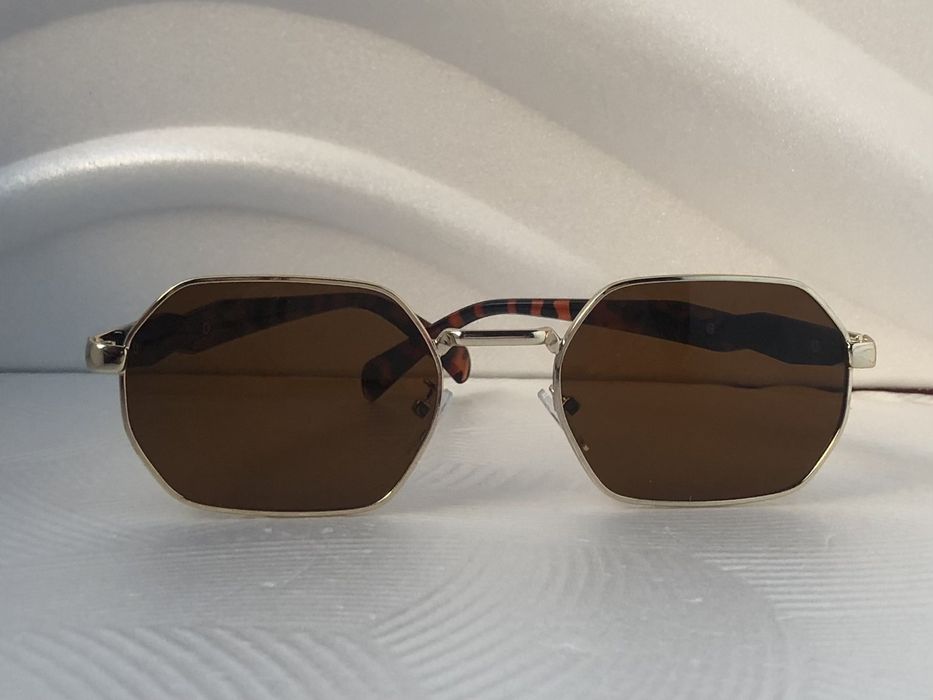 Модерни дамски слънчеви очила