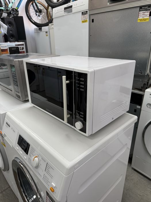 Kenwood Микровълнова фурна 25л