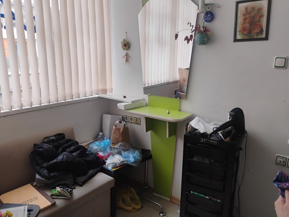 Обурудване за фризьорски салон