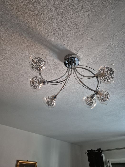 Diferite modele de lustre