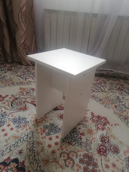 Стулья новые 2000тг