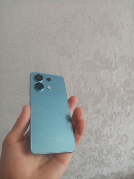 Продам смартфон Redmi note 13