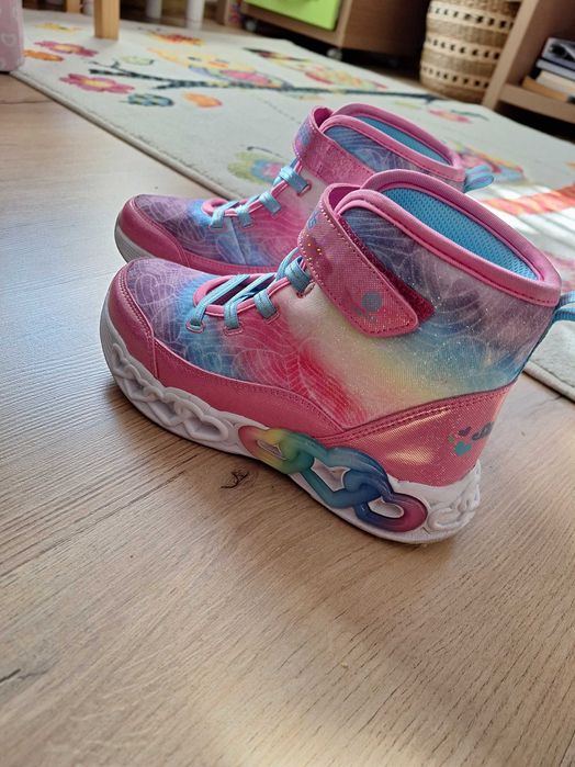 Skechers Heart Lights fetite originali in cutie numarul 34