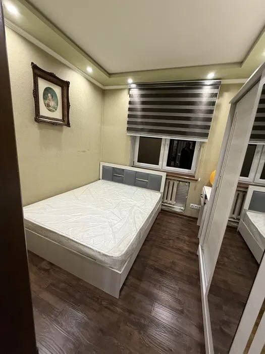 orikzor bozorini oldida