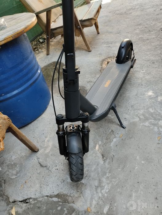 Продам электро самокат ninebot G30p