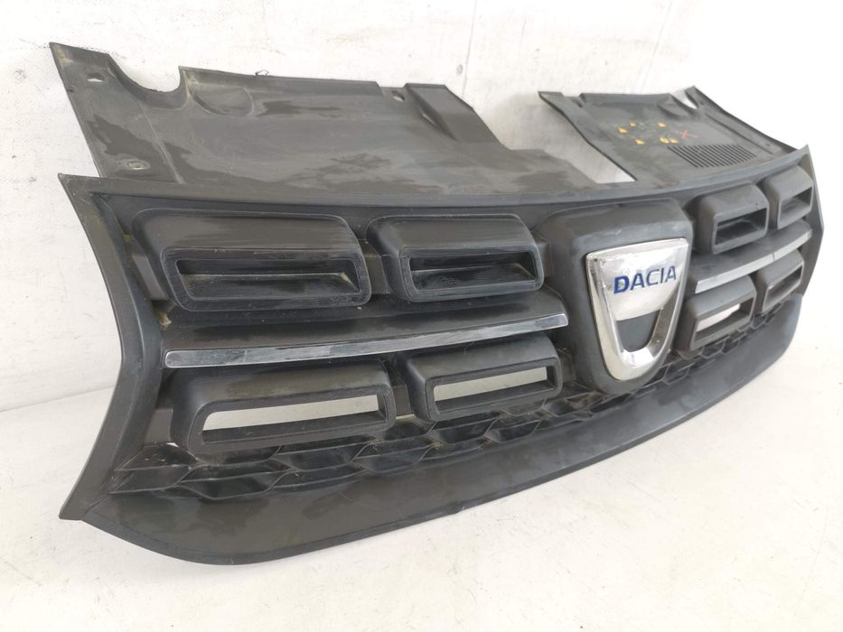 Радиаторна решетка Дачия Логан 2 [фейслифт] [ - ] Оригинална, в добро