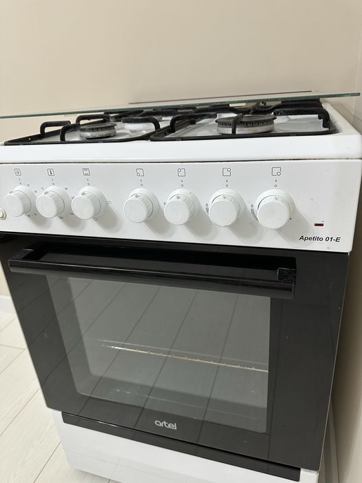 Продам газовую плиту