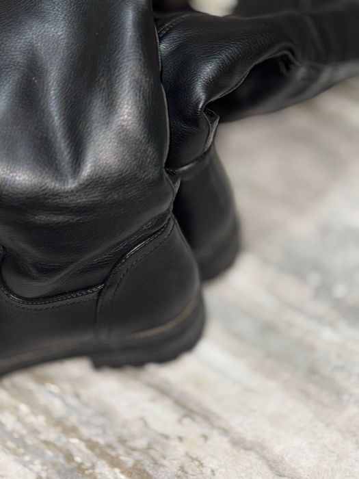 Сапоги женские.