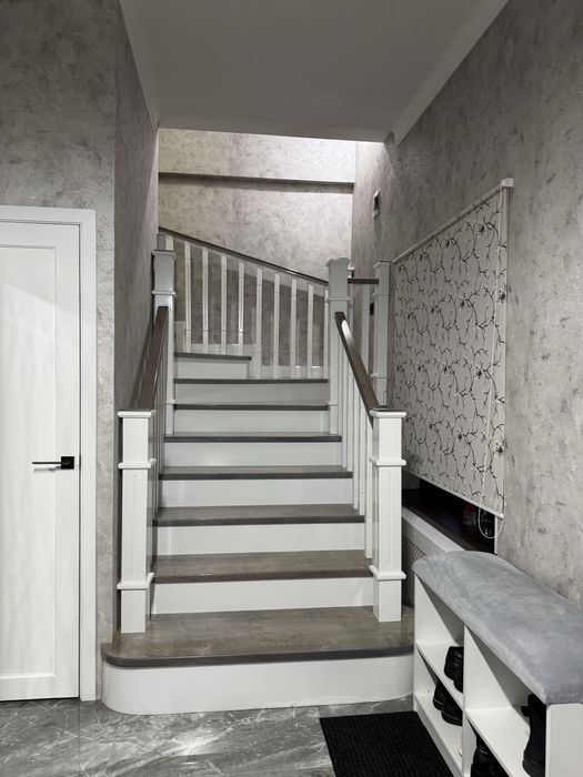 Изготовление и установка лестницы в Алматы