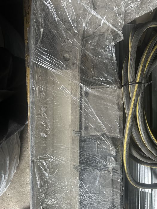 Продам бампер от бмв 34 сток